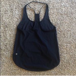 Lululemon run tank size 6